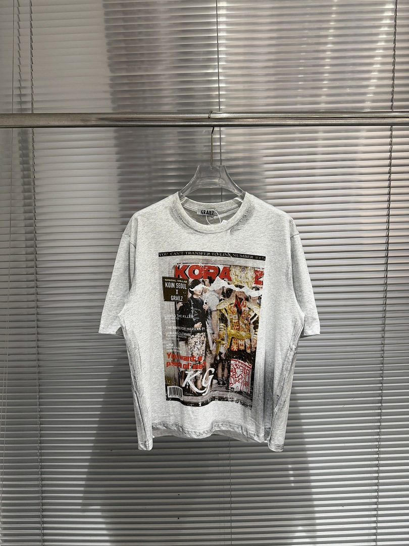 Street Fashion Magazines - Kaos Poster Majalah Merek Fashion Musim