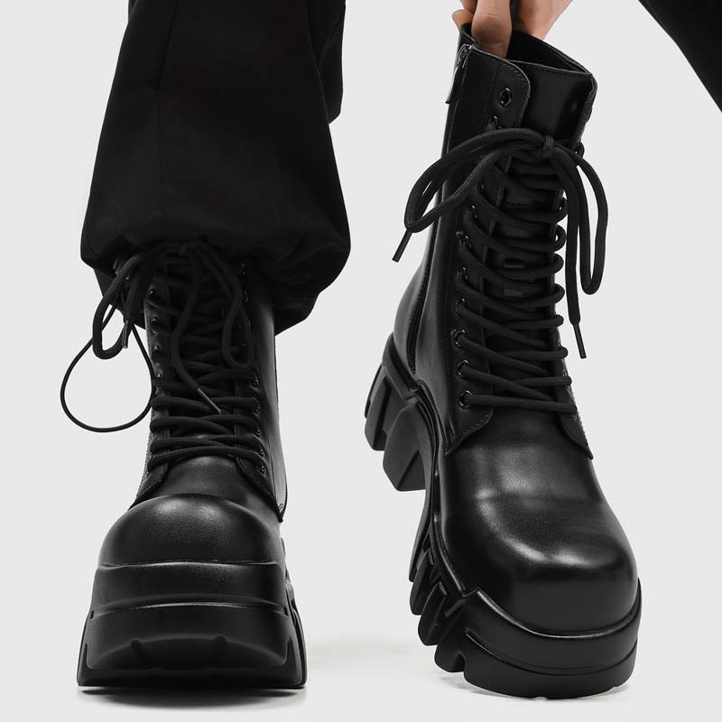 Street Fashion Outfit For Men - Sepatu Bot Pria Modis BerSol Tebal