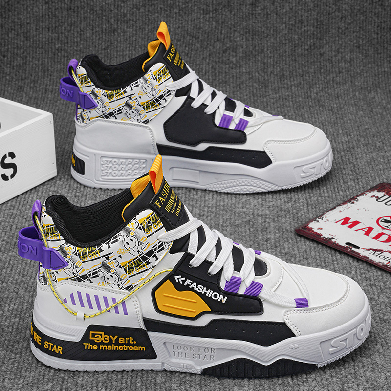 Street Fashion Walking - Sepatu Pria High Top Model Board