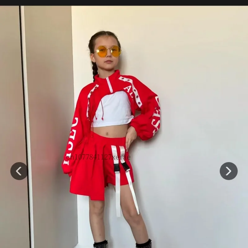 Kostum Hip-hop dan Tari Jalana - Street Fashion Runway ulasan dan harga