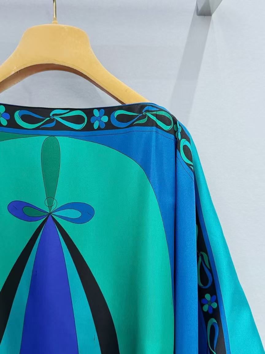 Jubah Hijau Klasik Wanita deng - Street Fashion Logo ulasan dan harga